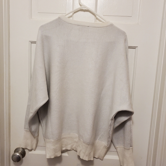 DKNY White with Silver Stars Heavy Knit Sweater Size Large - Picture 11 of 11